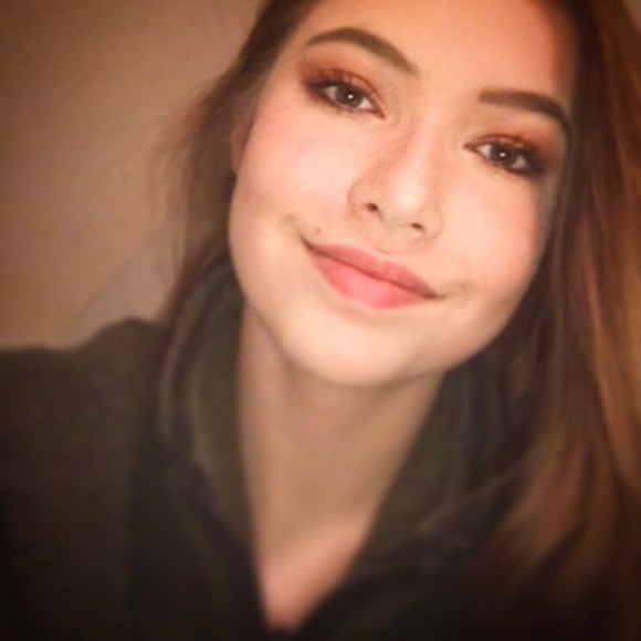 Meet your Posher, Eva grace - Picture 1 of 1